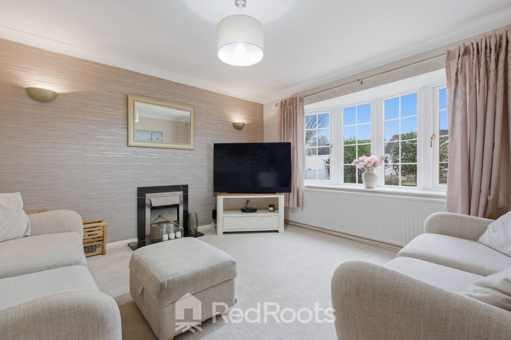 Property photo 3 of 31 4963332