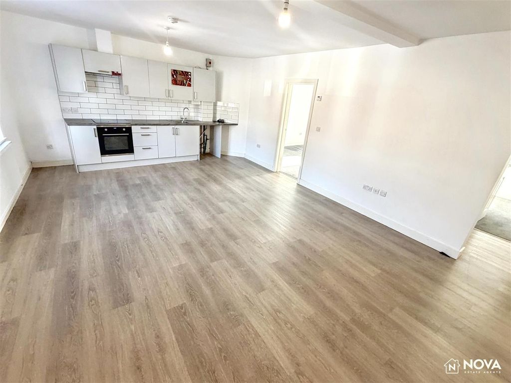 Property photo 2 of 14 Img_1475.Jpg