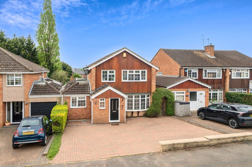 Property photo 1 of 19 External