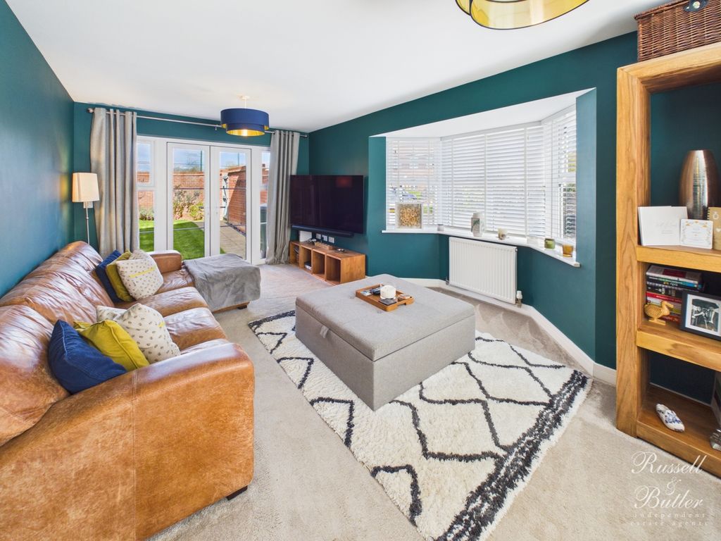 Property photo 2 of 19 Cam01995G0-Pr0428-Still005