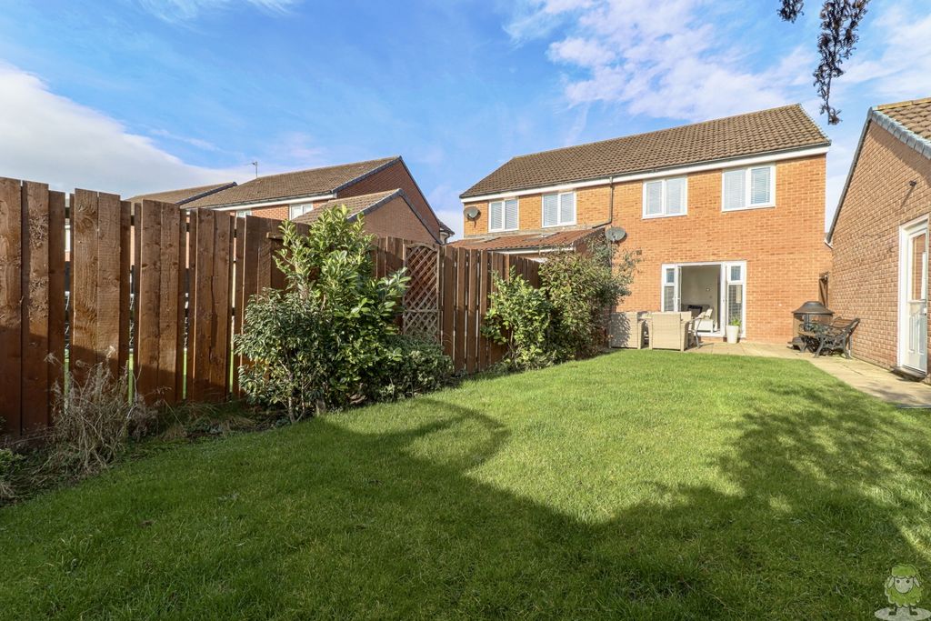 Property photo 2 of 14