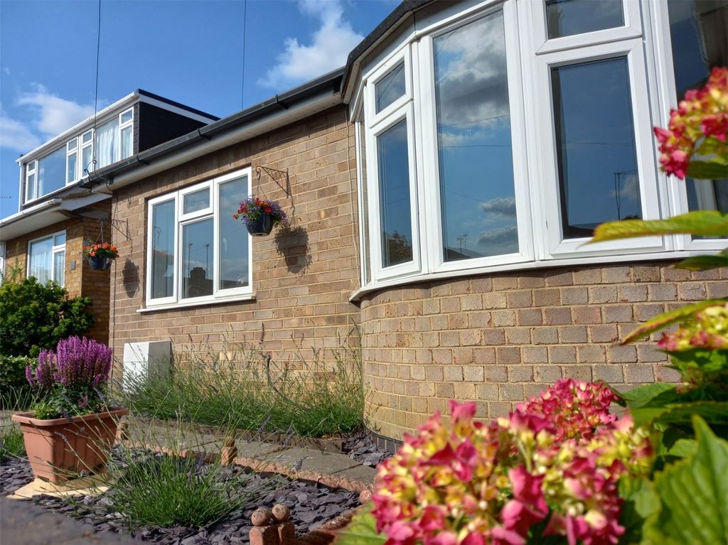 Property photo 3 of 33 Picture No. 39
