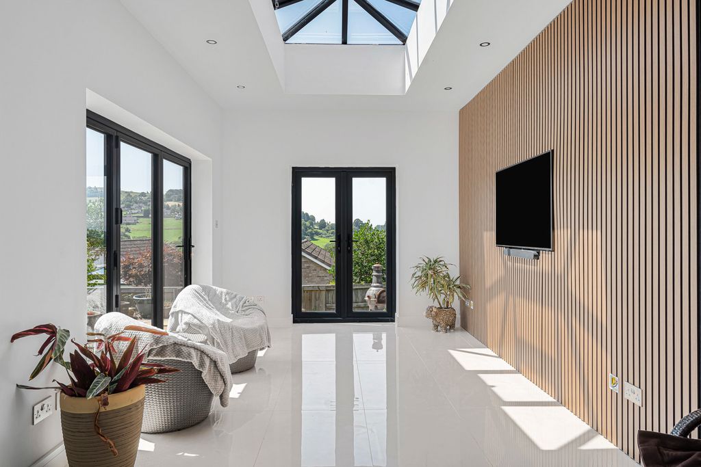 Property photo 3 of 31 22_85959