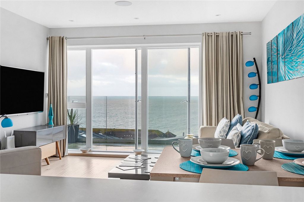 Property photo 3 of 18 Picture No. 40