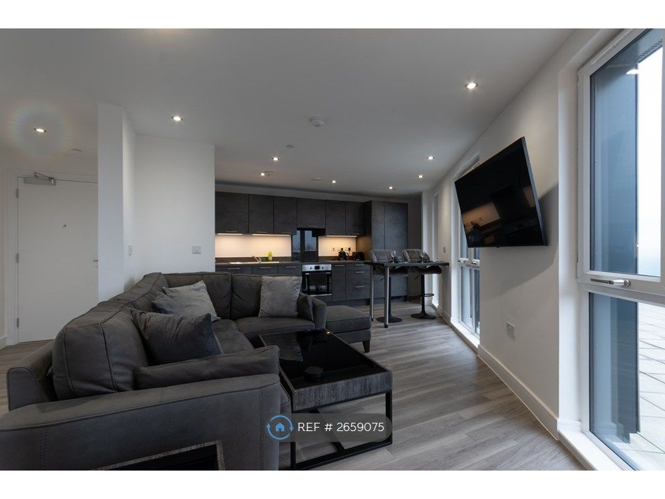 Property photo 2 of 35