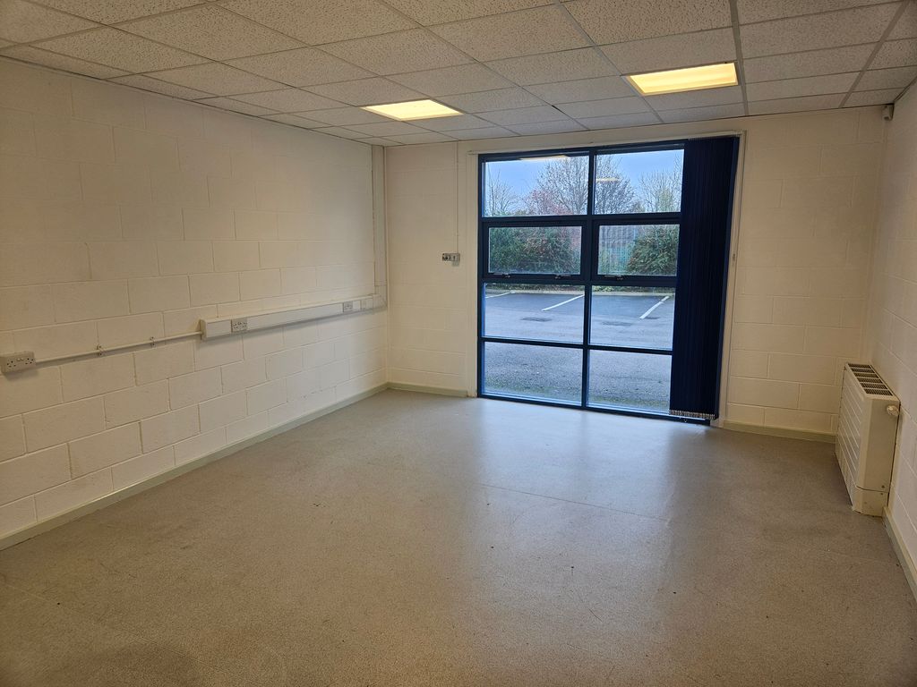 Property photo 1 of 4