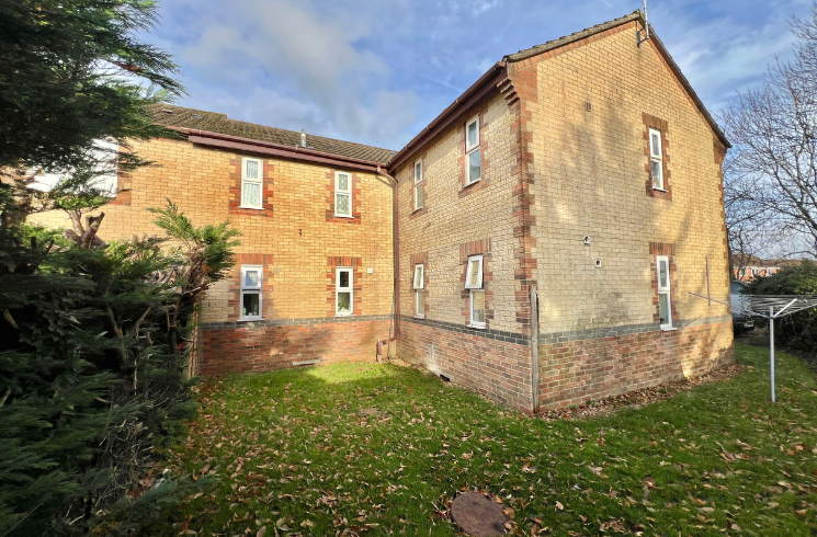 Property photo 2 of 9