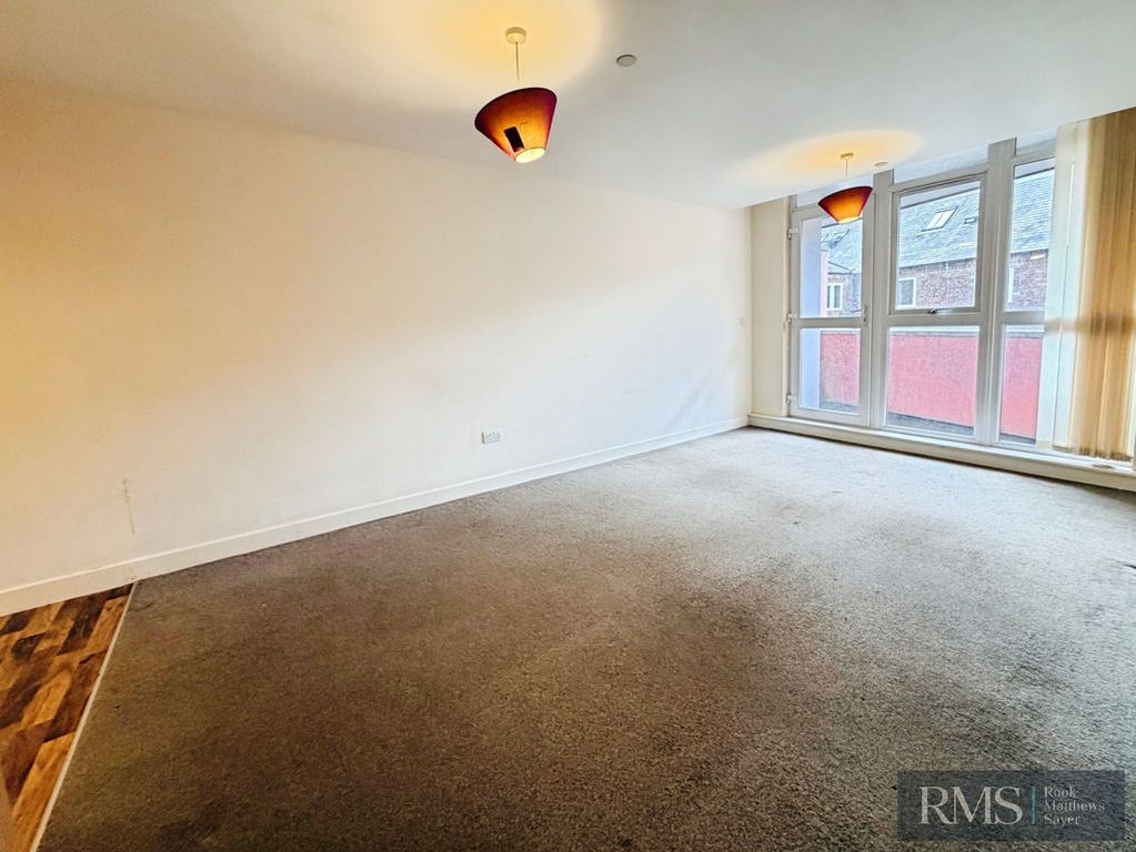 Property photo 3 of 11 Photo 10