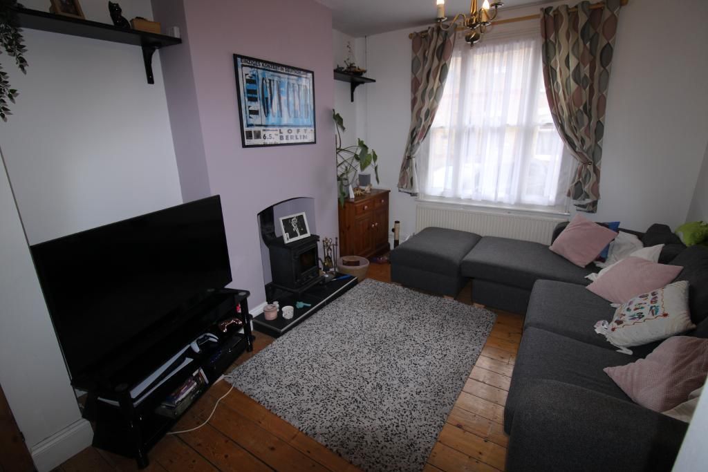 Property photo 2 of 11