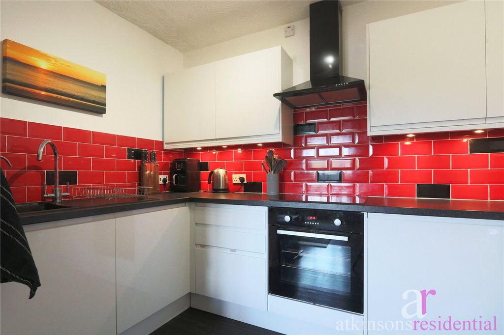 Property photo 3 of 13 Picture No. 08