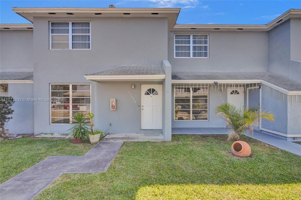 Property photo 1 of 31