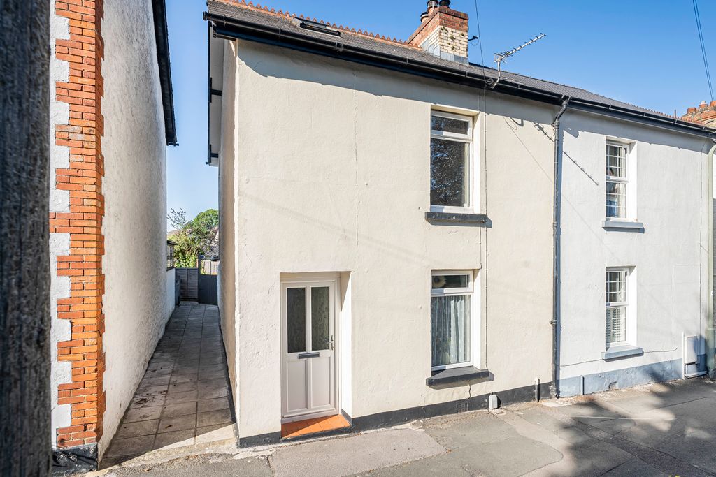 Property photo 1 of 19