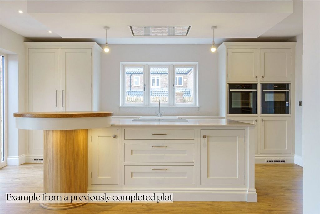 Property photo 3 of 6 Kitchen Example