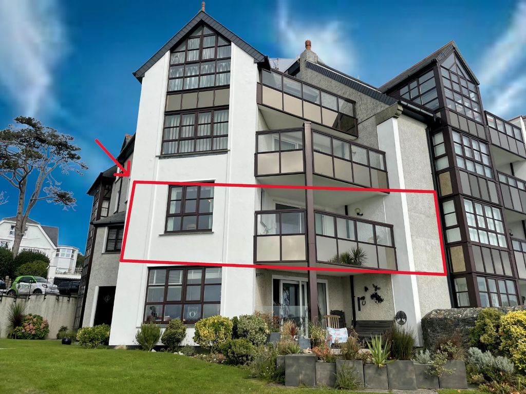 Property photo 1 of 27