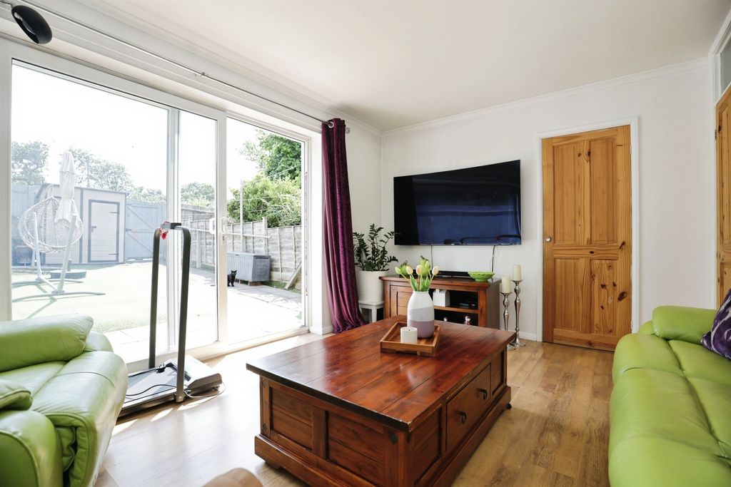Property photo 3 of 13