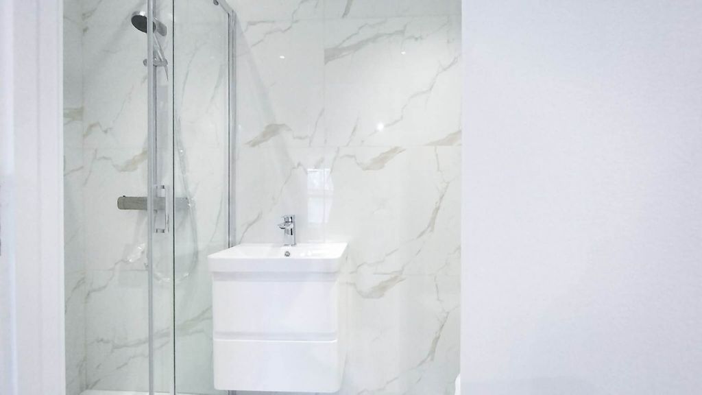 Property photo 3 of 3