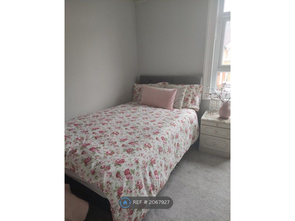 Property photo 3 of 4