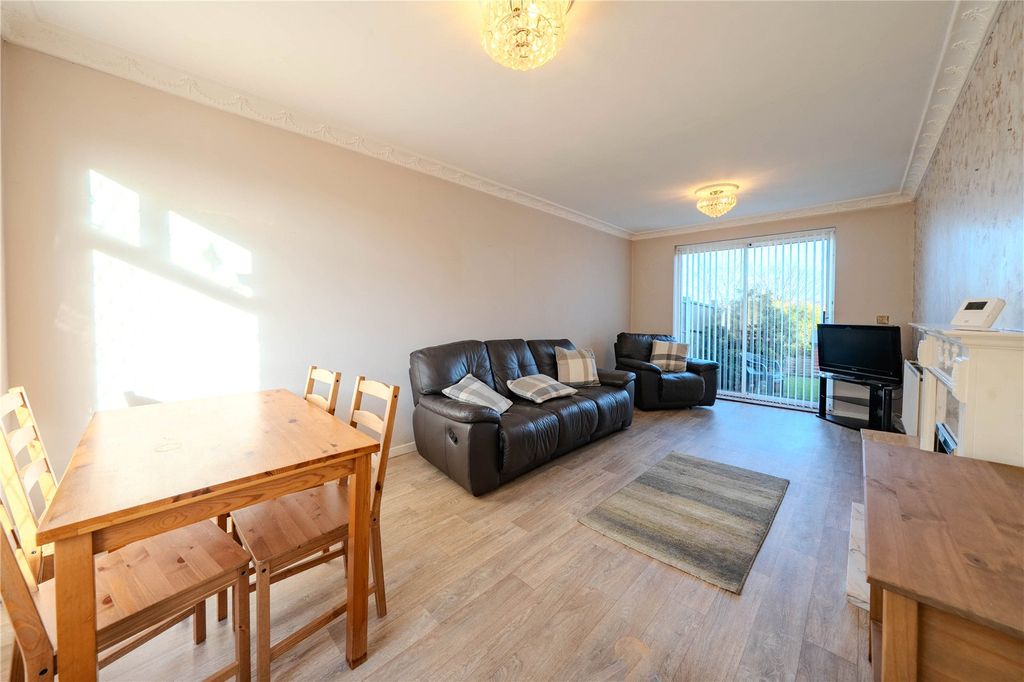 Property photo 2 of 18 Picture No. 03