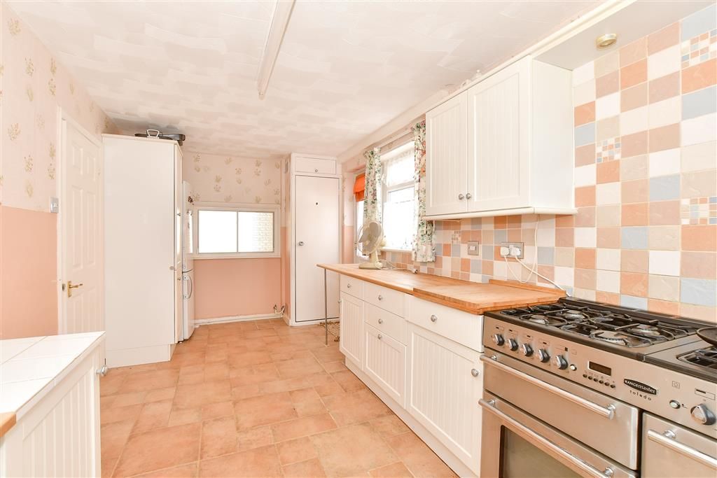 Property photo 1 of 15 Kitchen
