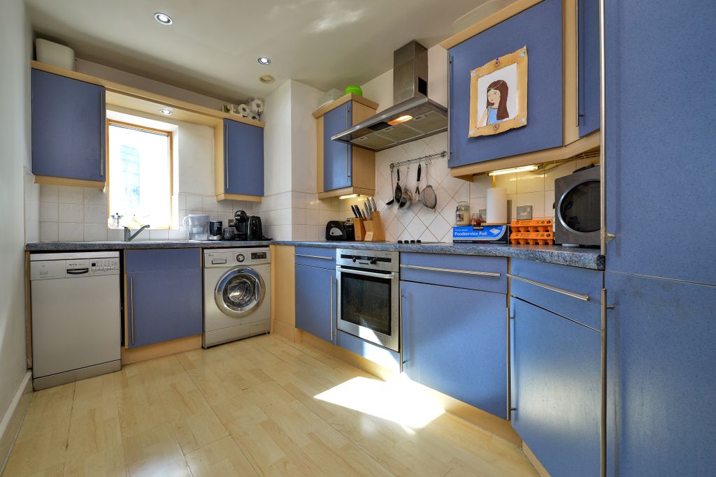 Property photo 3 of 8