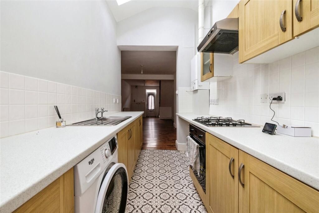 Property photo 2 of 6