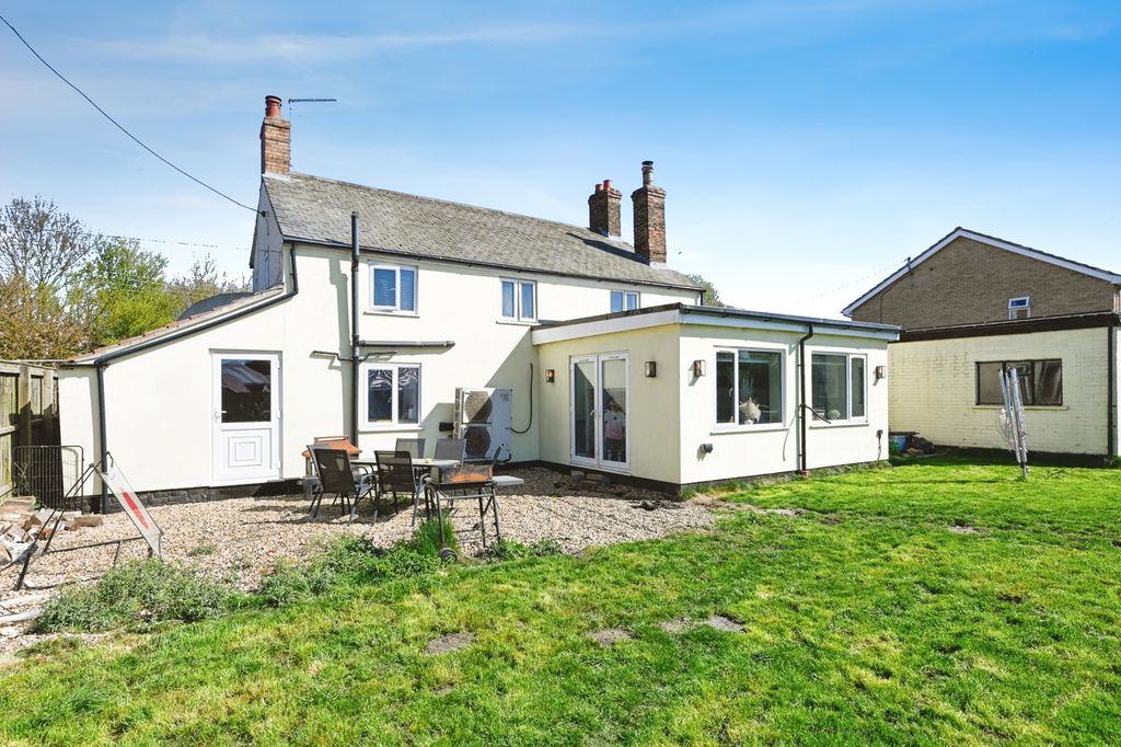 Property photo 1 of 19 Photo
