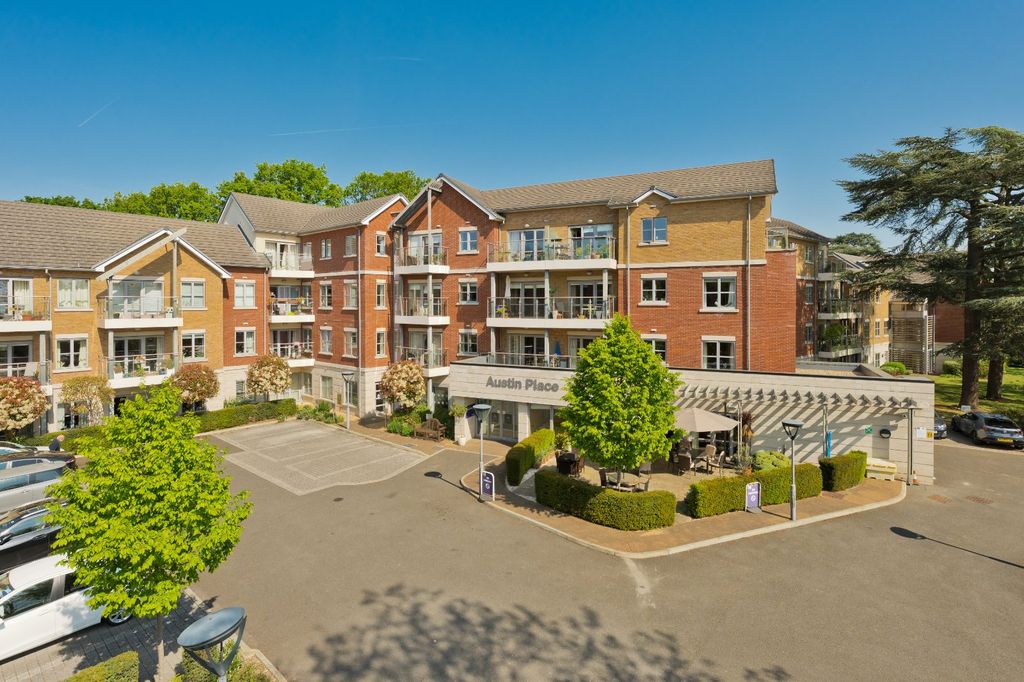 Property photo 1 of 9 Main Aspect