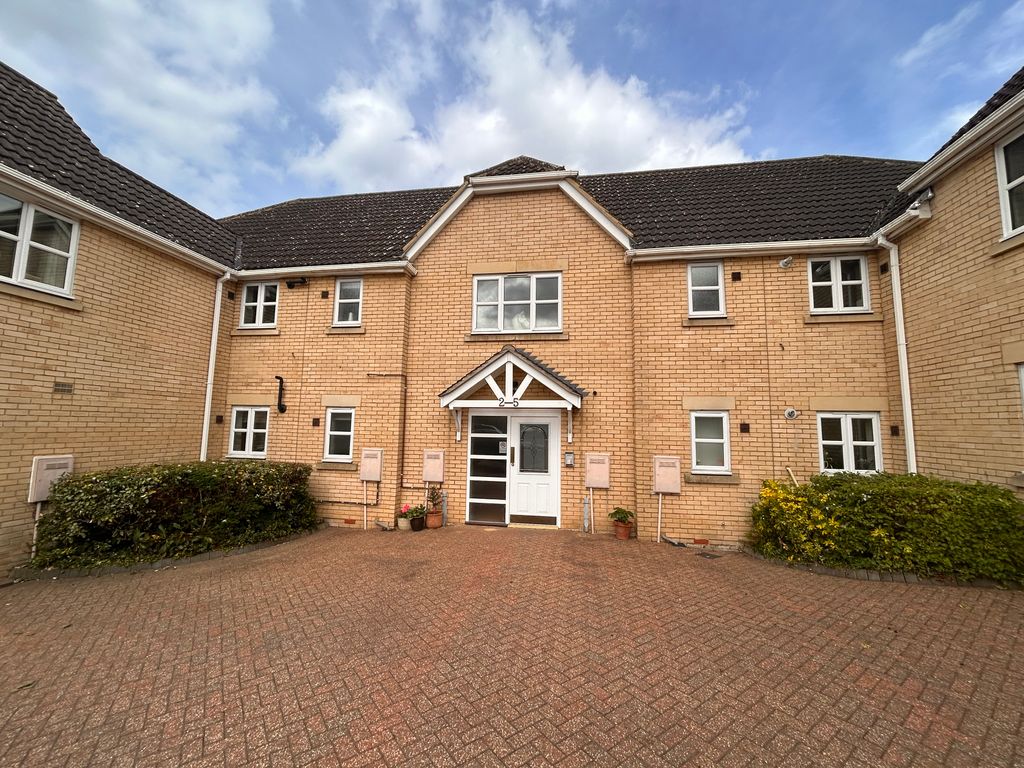 Property photo 1 of 8