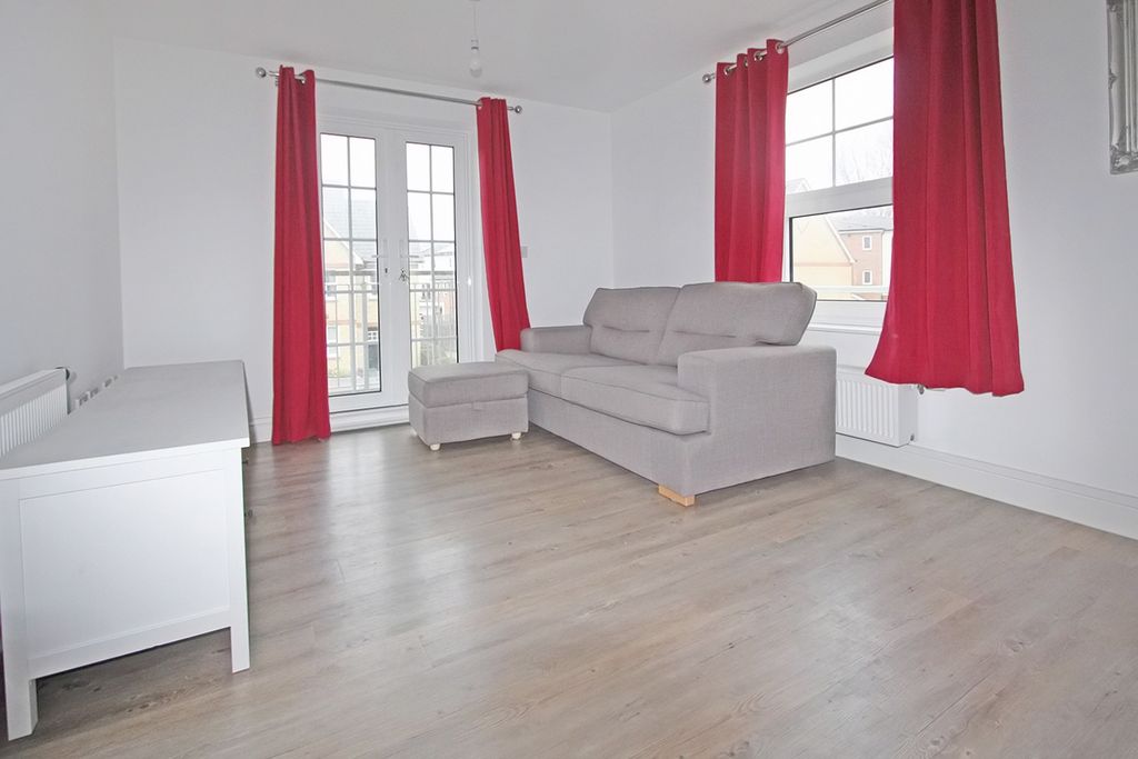 Property photo 2 of 9 Photo 5