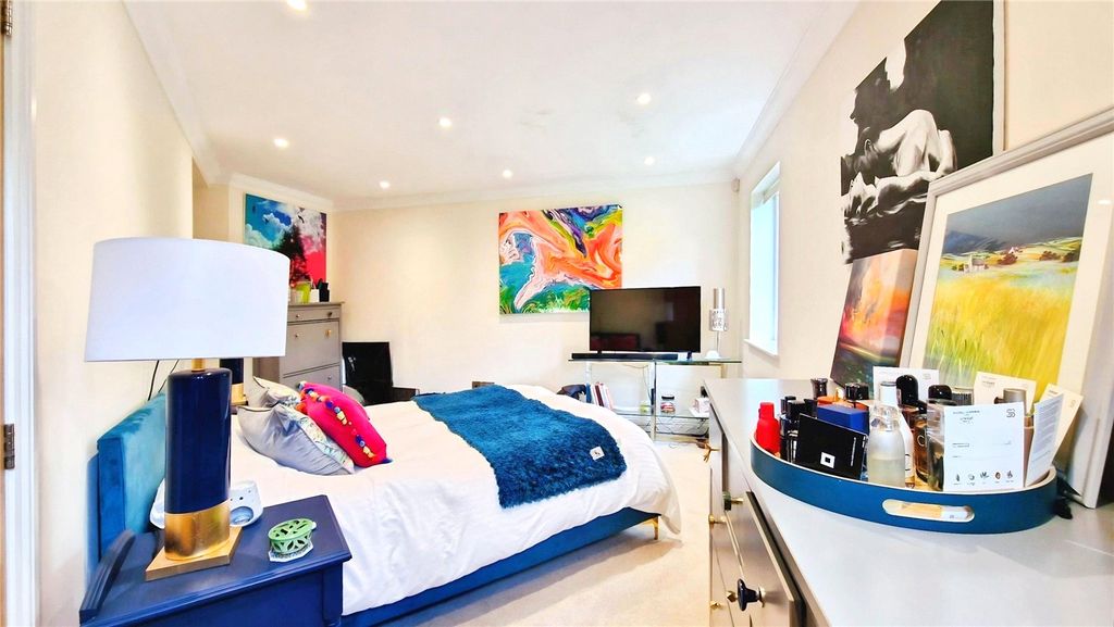 Property photo 3 of 11 Picture No. 11