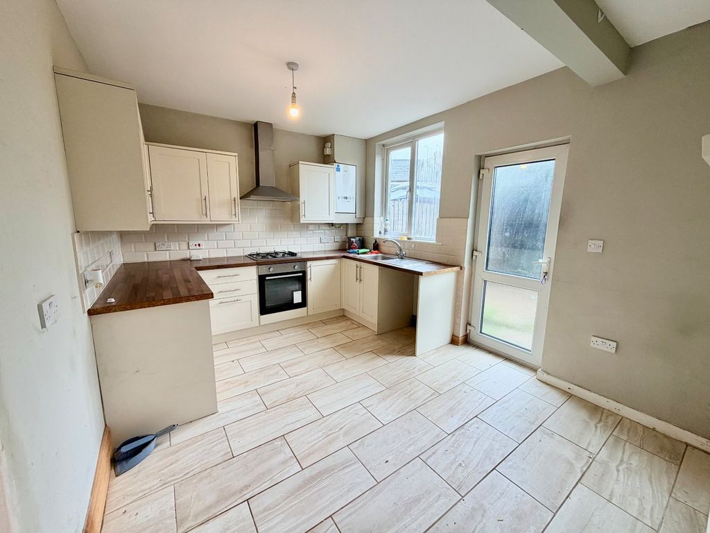 Property photo 3 of 10 Picture No. 04