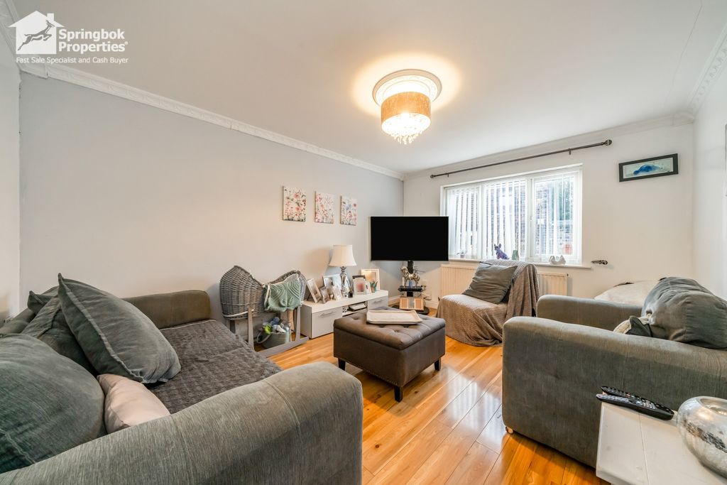 Property photo 2 of 16 Image 1