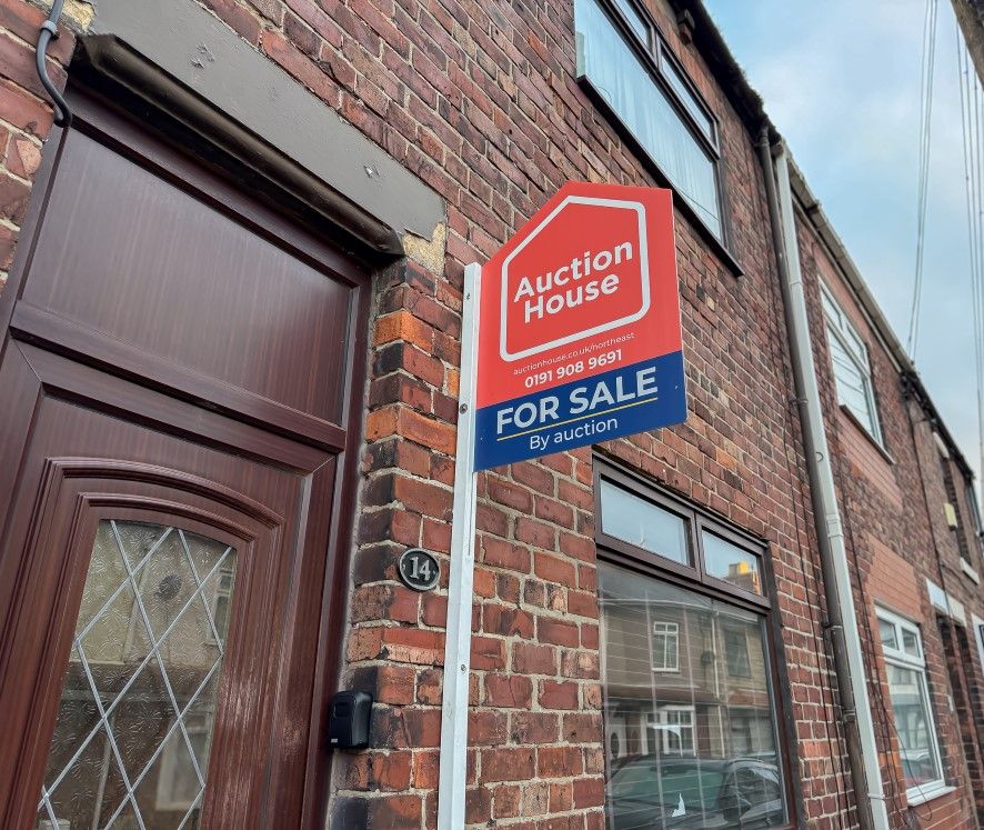 Property photo 2 of 18