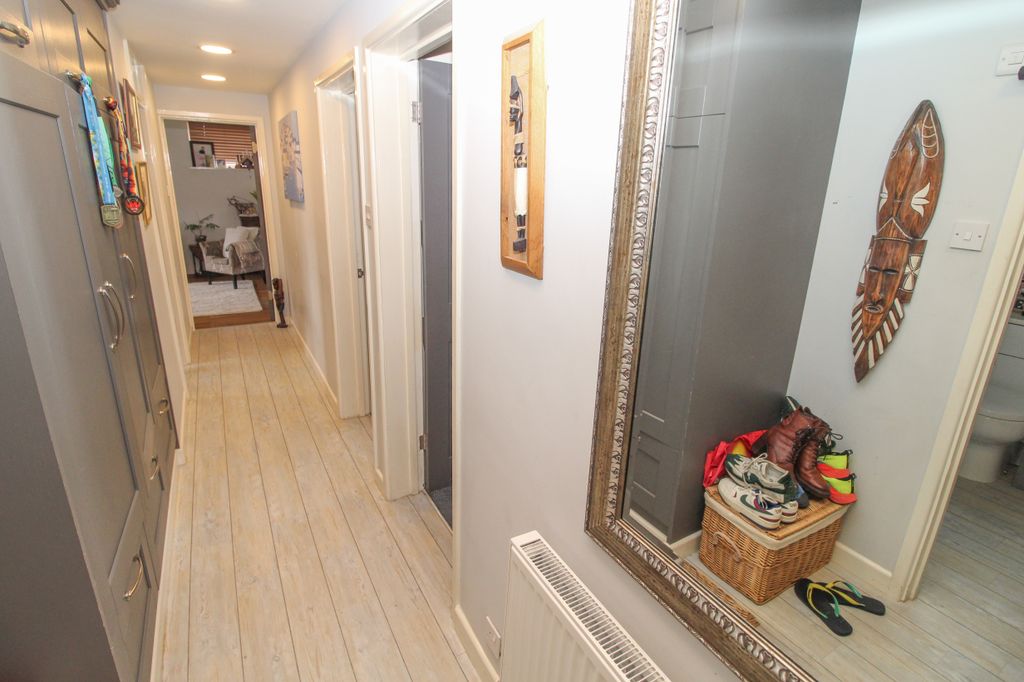 Additional image 8 of 2 bed flat for saleJuniper Square, Havant PO9