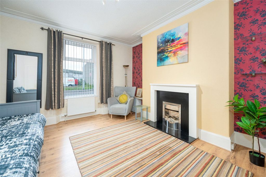 Property photo 2 of 13 Don Street