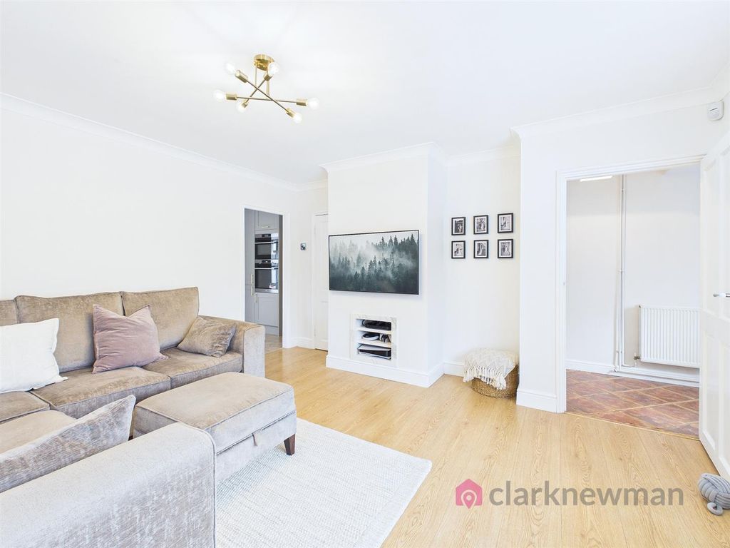 Property photo 2 of 14 Living Room