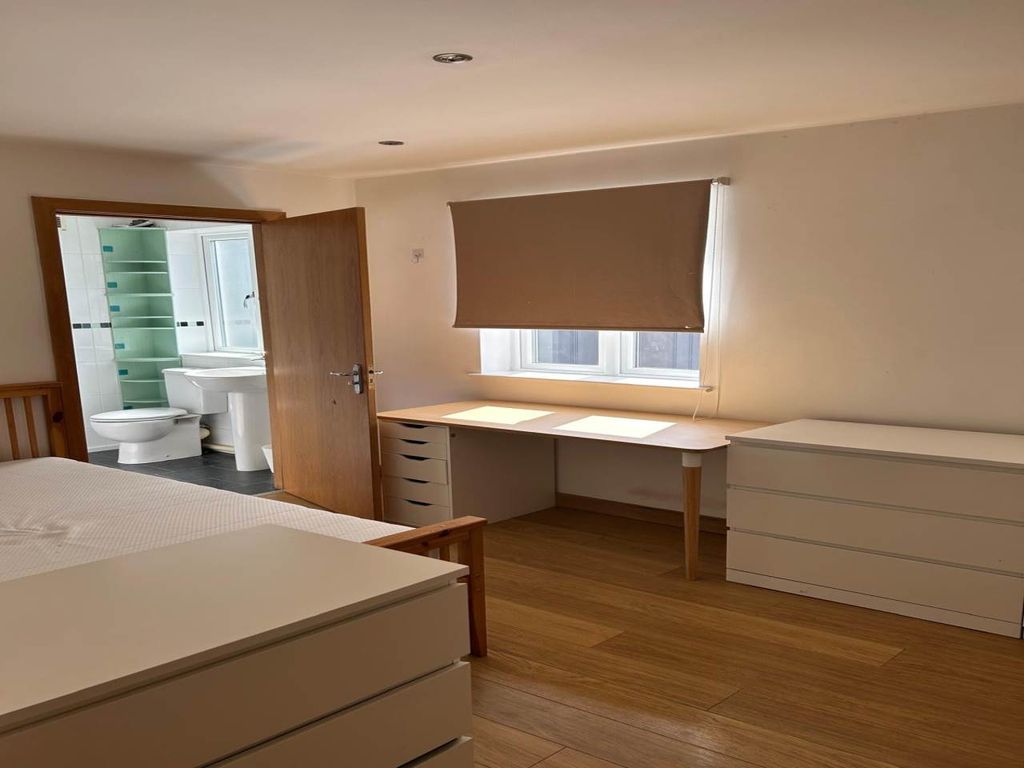 Property photo 1 of 14 Image001