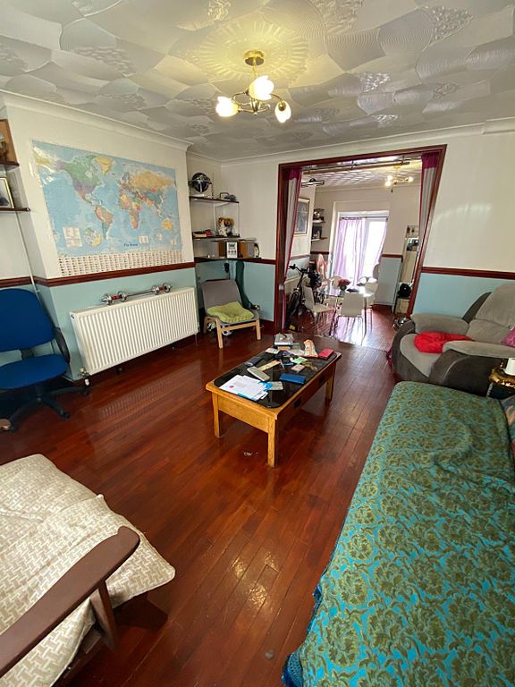 Property photo 3 of 32