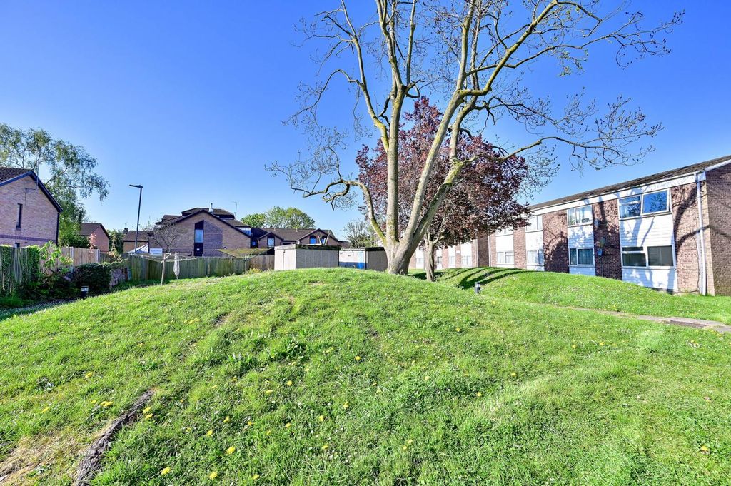 Property photo 1 of 3