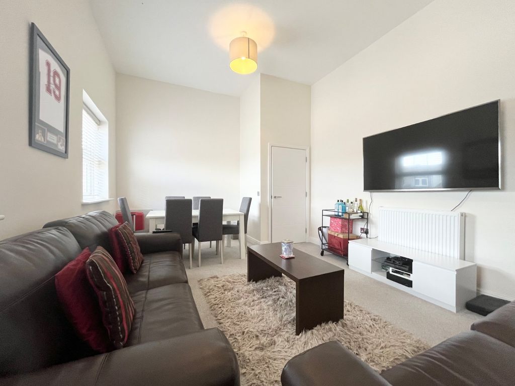 Property photo 2 of 15 Picture No. 09