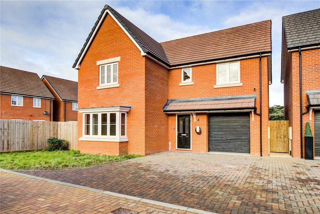 Property photo 1 of 29 Picture No. 35