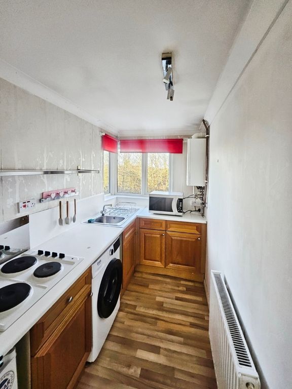 Property photo 3 of 6 Pbox-Img.Jpg