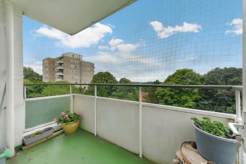 Property photo 3 of 7