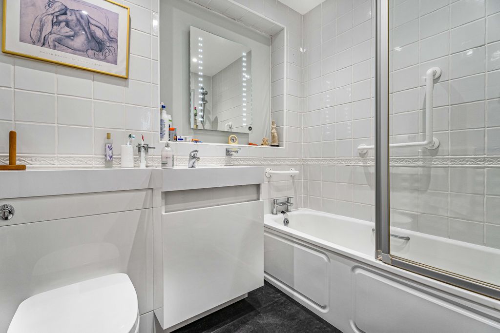 Additional image 29 of 4 bed detached house for saleRidgemount Gardens, Enfield EN2