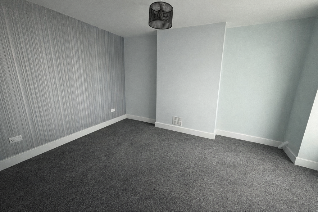 Property photo 2 of 15 Photo 4