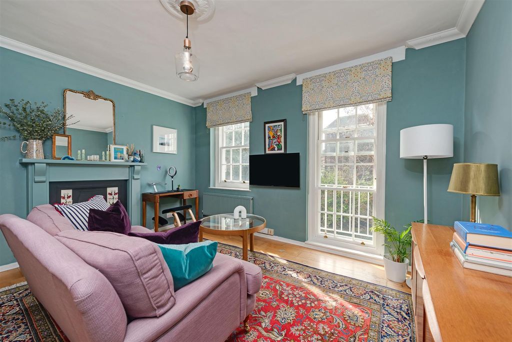 Property photo 2 of 22 54261 Hi Res (2).Jpg