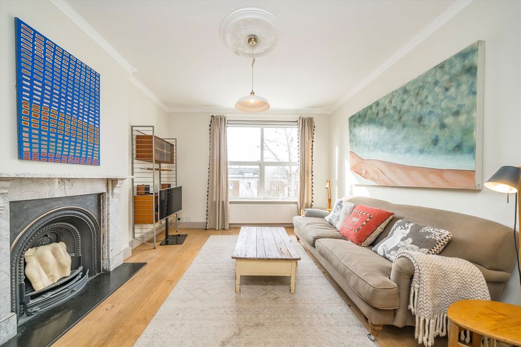 Property photo 2 of 9