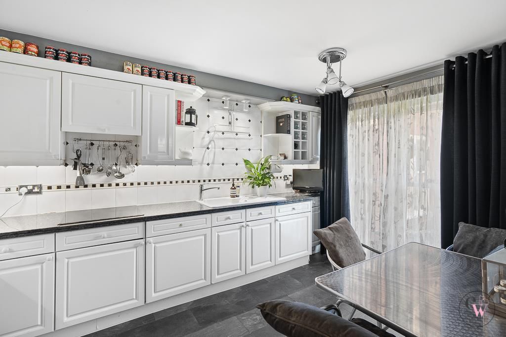 Property photo 3 of 36 Dsc04069.Jpg