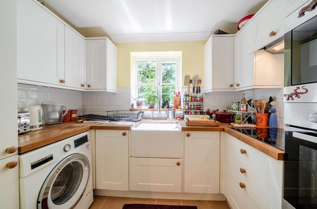 Property photo 3 of 9 1493693-9-6A5F80d...