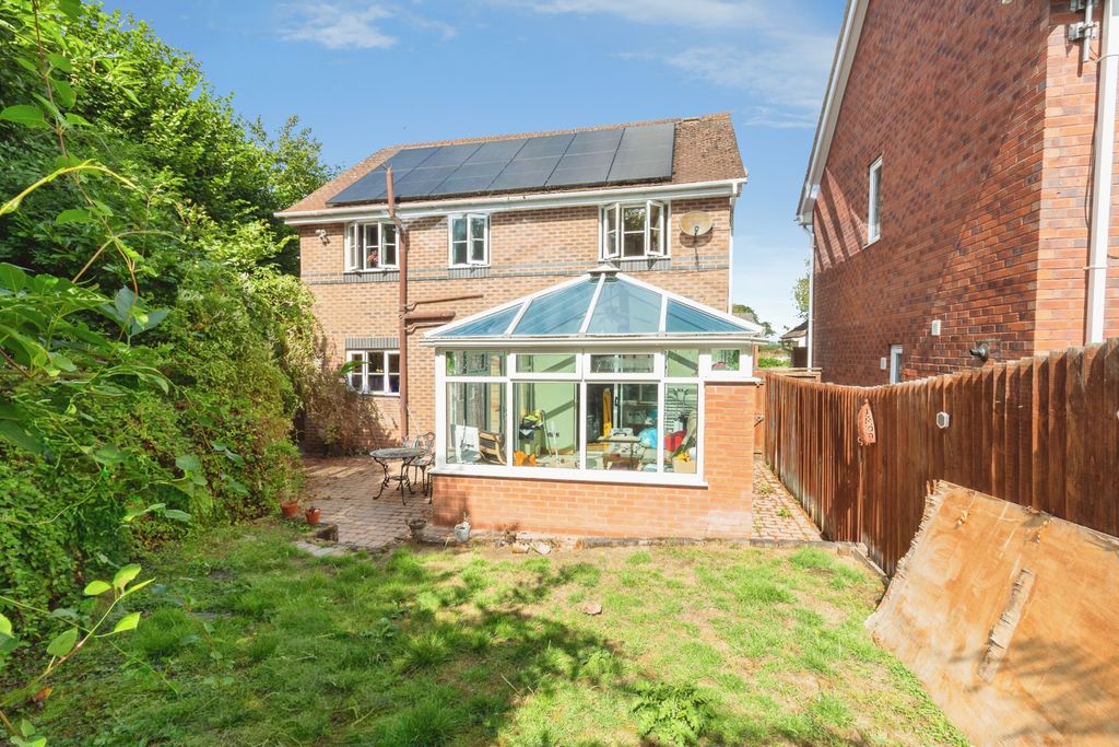 Property photo 2 of 20 Greenacre6